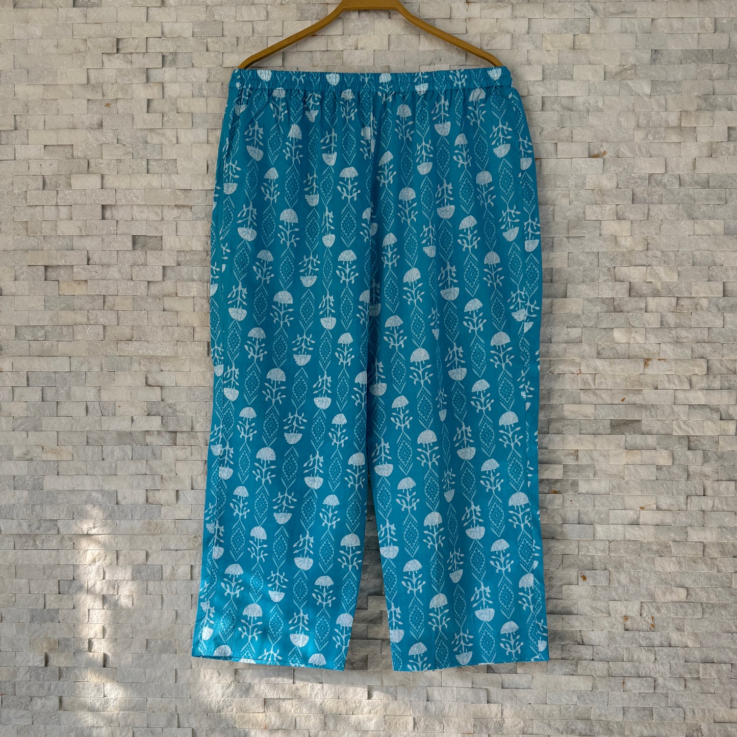 Jaipuri Cotton Short Kurti Co-ord Set – Sky Blue with White Botanical Print