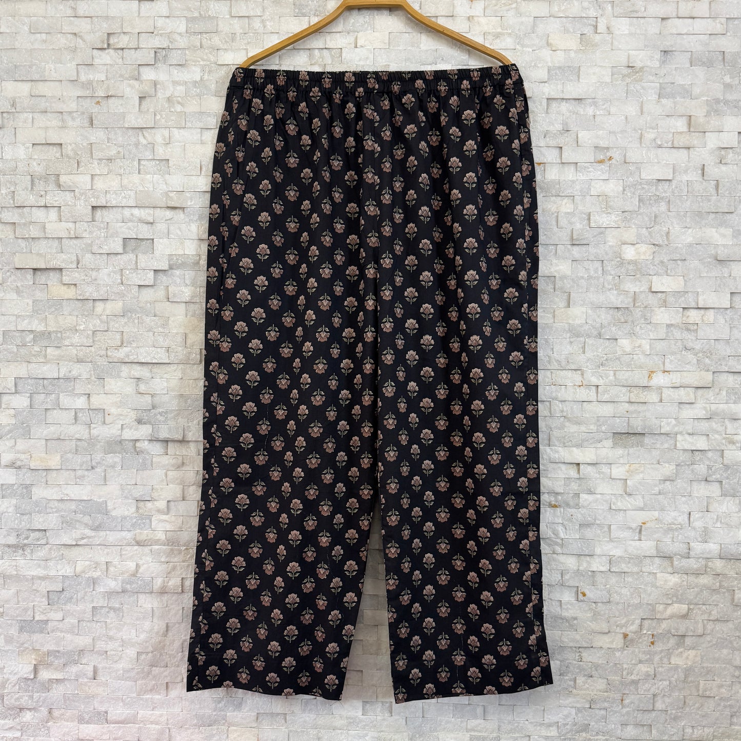 Jaipuri Cotton Co-Ord Set – Black Floral Buti